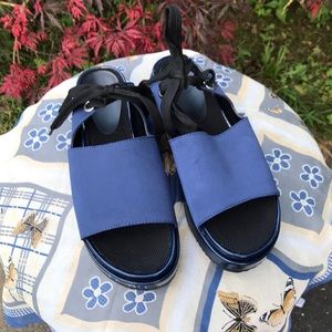 Urban Outfitters Carson Grommet Sandal